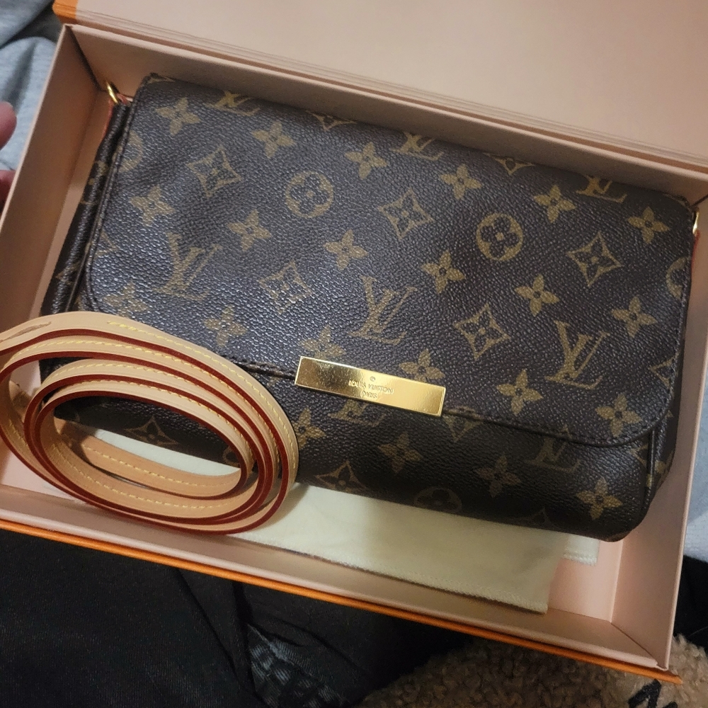 🚫SOLD🚫 LOUIS VUITTON FAVORITE MM MONO